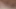 Seksi 24 yaşındaki Kate Aveiro yakın çekimde, güzel pembe saten külotlu yatakta diz çökerken.