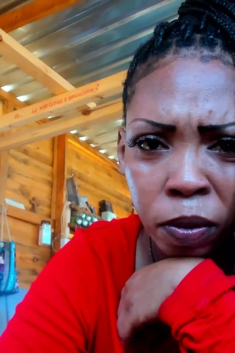 Göte tapma ve yalama, azgın sapık tarafından...