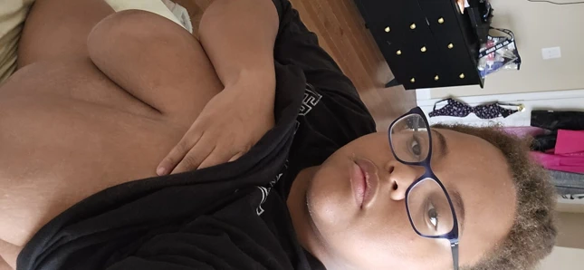 Asosyal kız büyük18ebony mastürbasyon derlemesi