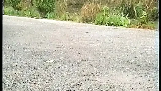 Topuklu Ayakkabılarla Yürüyüş