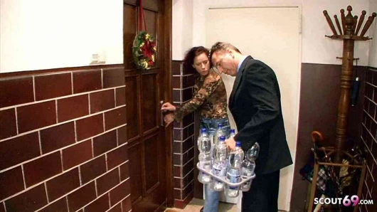 Alman kızıl saçlı olgun aldatan seks - 90'ların nostaljik pornosu