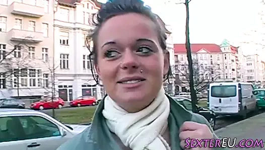 Şişman götlü Alman fahişeye püskürtülür