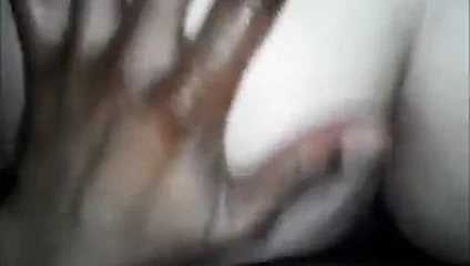 Beyaz kovboy kızın götü sulu götten sikiliyor