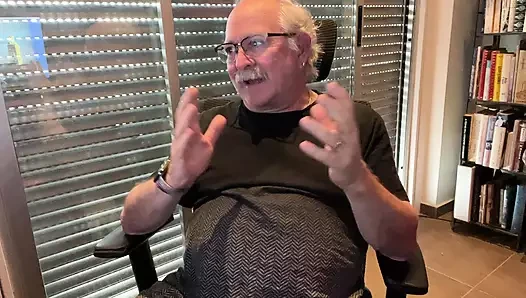 2 ay ara verdikten ve ateşli çekimden sonra sakalımı traş edip video çektim. 14'32" şöhret