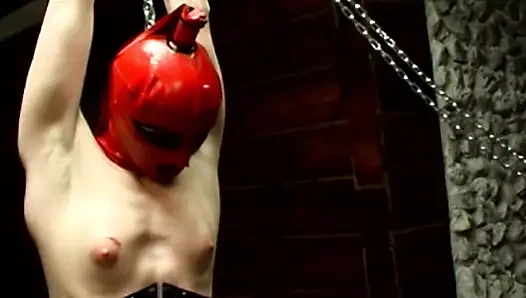 Edepsiz Fransız fahişelerle BDSM eylemi