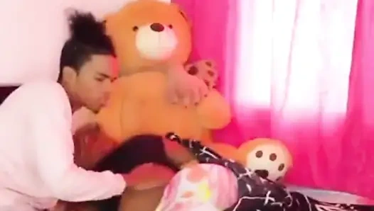 İlk randevuda sikiliyor