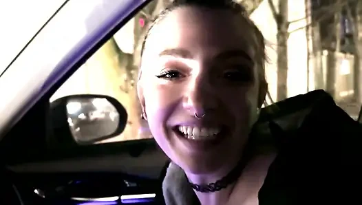 Sürtük kız arkadaşımı sikiş deliğine getiriyorum