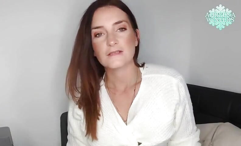 Tamam, gunna seninle gerçek olacağım, küçük bir yarağın olmasını seviyorum... Nedenini açıklayayım...