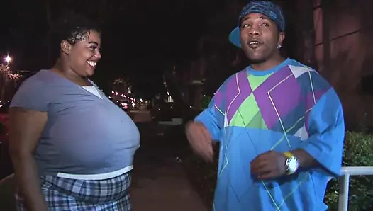 Shorty kalın bir kalın var - yaramaz amerikan porno sahnesi 3