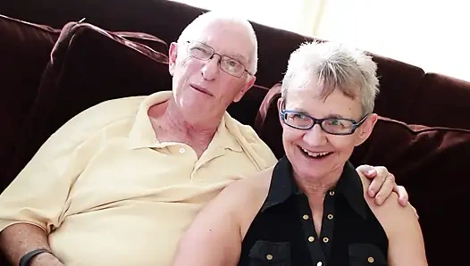 Azgın nine yaşlı kocasıyla üçlü grup sekste iyi bir genç yarak istiyor