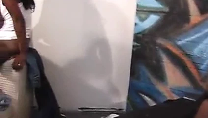 Dik siyah lezbiyenler var grup seks üzerinde kanepe