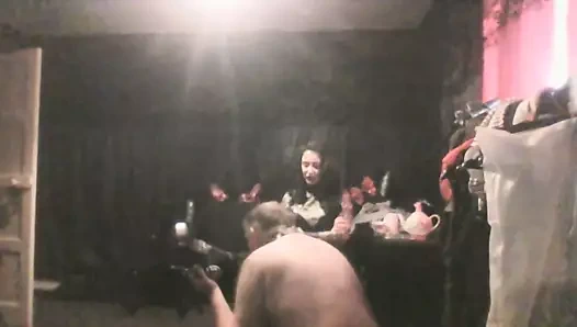 Metres annabella var ona köle yalamak ona bot