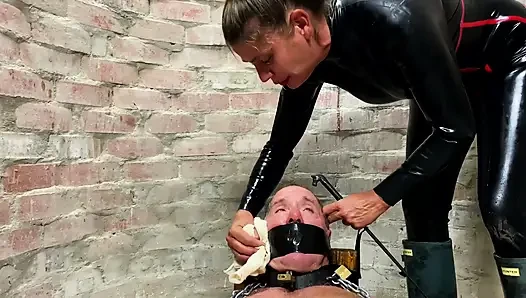 Dominatrix sahibe April - bölüm 2-2
