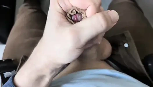 Kısa yaraklı erkeklerin edepsiz konuşma kabusu: küçük yaraklı sürtüklerle alay ediyor