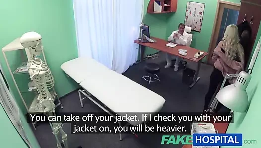 Sahte hastane sarışın hasta verir oral seks önce kahrolası