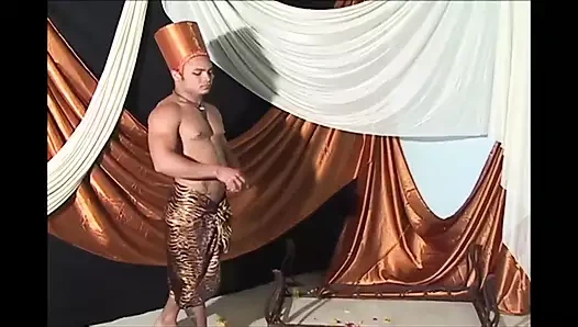 Fetiş latinler sert sikişiyor - iki firavunla seks