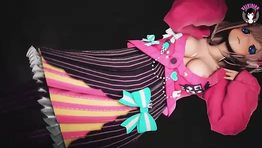 Seksi kız dans ediyor ve göğüslerini gösteriyor + kademeli olarak soyunuyor