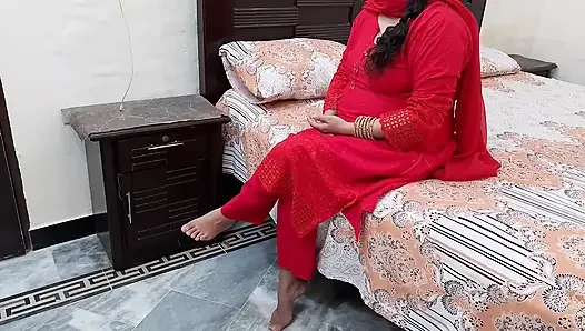 Evli kadın kocasının kötü alışkanlıkları nedeniyle kızıyor