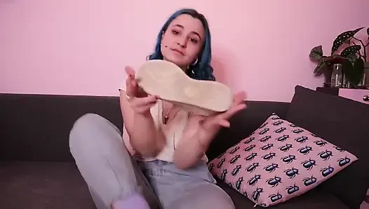 Tw ayak fetişi // aşağılama // hakimiyet // tatlı ayaklarımı seven onlyfans'ıma kötü olmadığını biliyorum... İşte burada