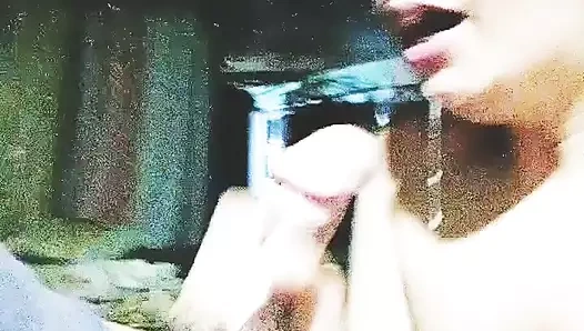 Üvey amcanın azgın oral seksi. Üvey amcam porno videolarımı gördü.