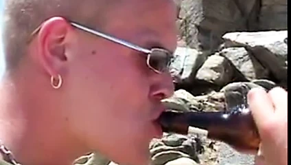 Şanslı adam sıcak seksi bebeğim ele geçirir