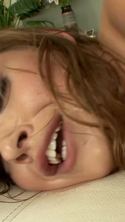 Ashlynn Leigh - sert ve edepsiz anal seksi seviyorum | Klip 1