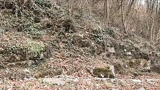 İtalyan edepsiz hikayesi... Gerçek bir cinsel fanatikle parkta yalnız