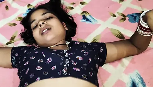Hintli ateşli çift yeni evliliğe bayılıyor hintli ilk gece sikişiyor