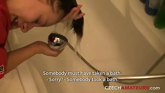 Doğal memelere boşalma (Çek amatörler)