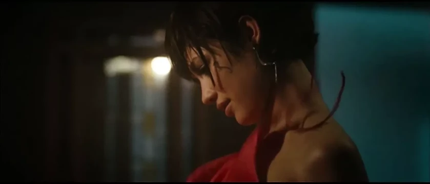 Olga kurylenko - tetikçi - hd