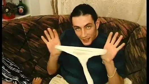 Tatlı Alman genç kız biraz yarak istiyor