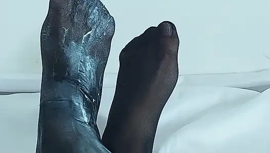 BLACK PANTYHOSE WITH LOTS OF COSMETICS