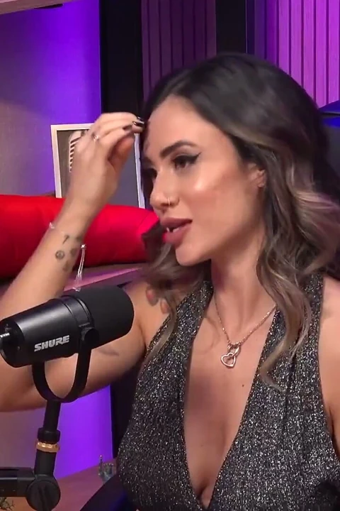 Ateşli kızıl saçlı dominatrix maisa pravo ve bdsm kültürü