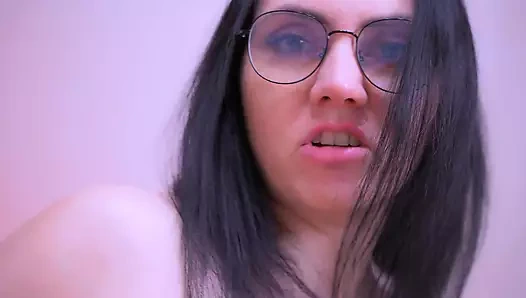 ahlaksız bayan kocasının kıçını ilişkilendirmeye ve bir cumshot alma.