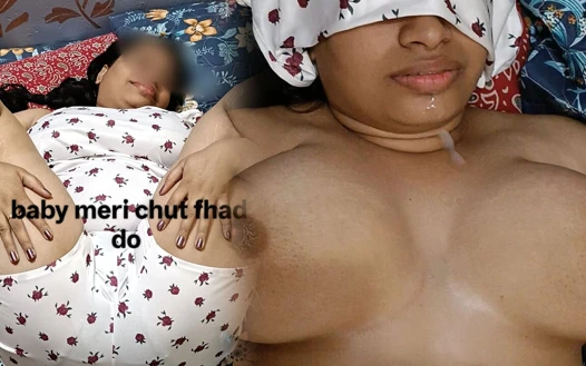 Priyanka yengenin vücut masajı ve sikişme