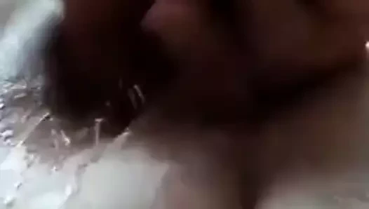 Olgun anne becerdin ile fışkırtma