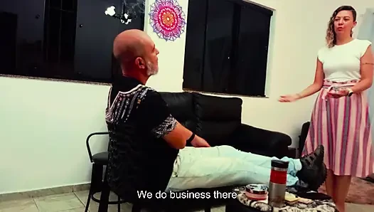 Dindar evli kadının tefeciye borcu vardı.