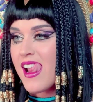 Katy Perry Döngü #1