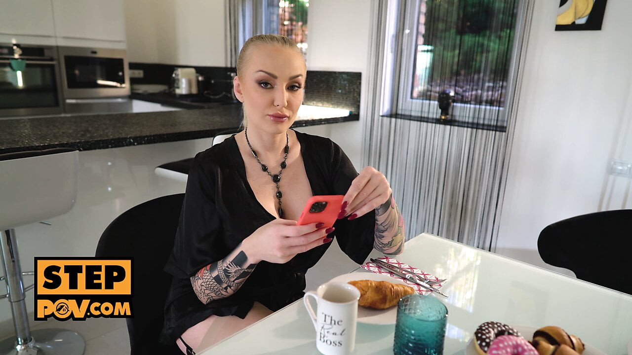 Bakış açısı - busty üvey kayla green senin sert sikini sürüyor