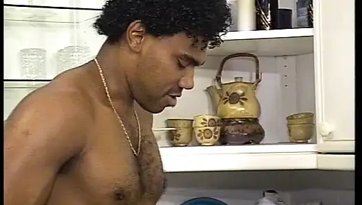 Alman Kapılarının Arkasında Özenle Siktir Edilir - Tam Film