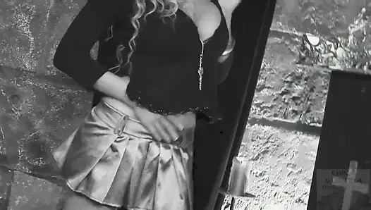 Üç ateşli rahibeyle klasik grup seks