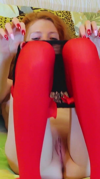 İnternetteyim ve xhamsterlive'da seni bekliyorum! Ben LexxNikki