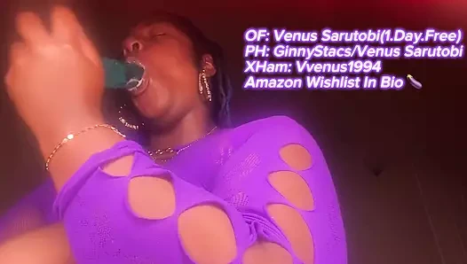 Zenci iri güzel kadın büyük yarağı ıslak ve ıslak büyük meme sikişi emiyor