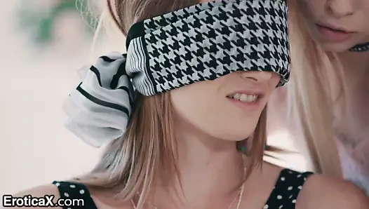 Eroticax pis doğum günü üçlü