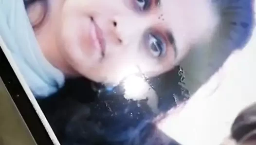 Yüzüne boşalmak yalama shalini ajith, tam video yakında geliyor