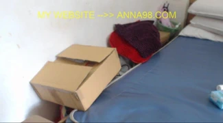 Kocası uzaktayken tesisatçı karısını sikikleri. rus kaltak anal