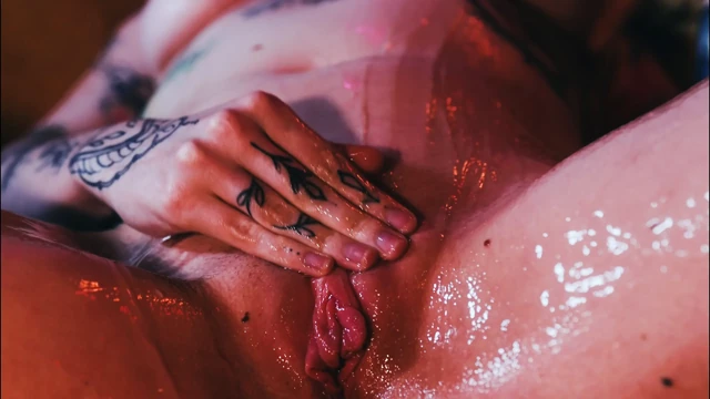 Sinematik 6k mastürbasyon, asmr orgazmı, tıkalı ve ıslak