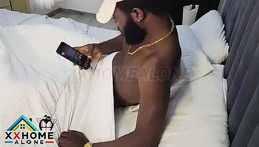 Naija pure taboo - minyon üvey kız büyük siyah yarağı sikiyor