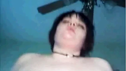 Kristin sürmek henüz başka bir çük