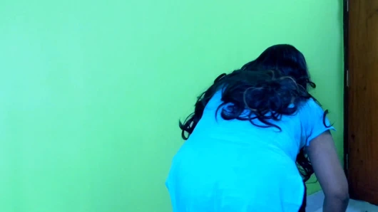 karımı iş yerinde sikiyorum